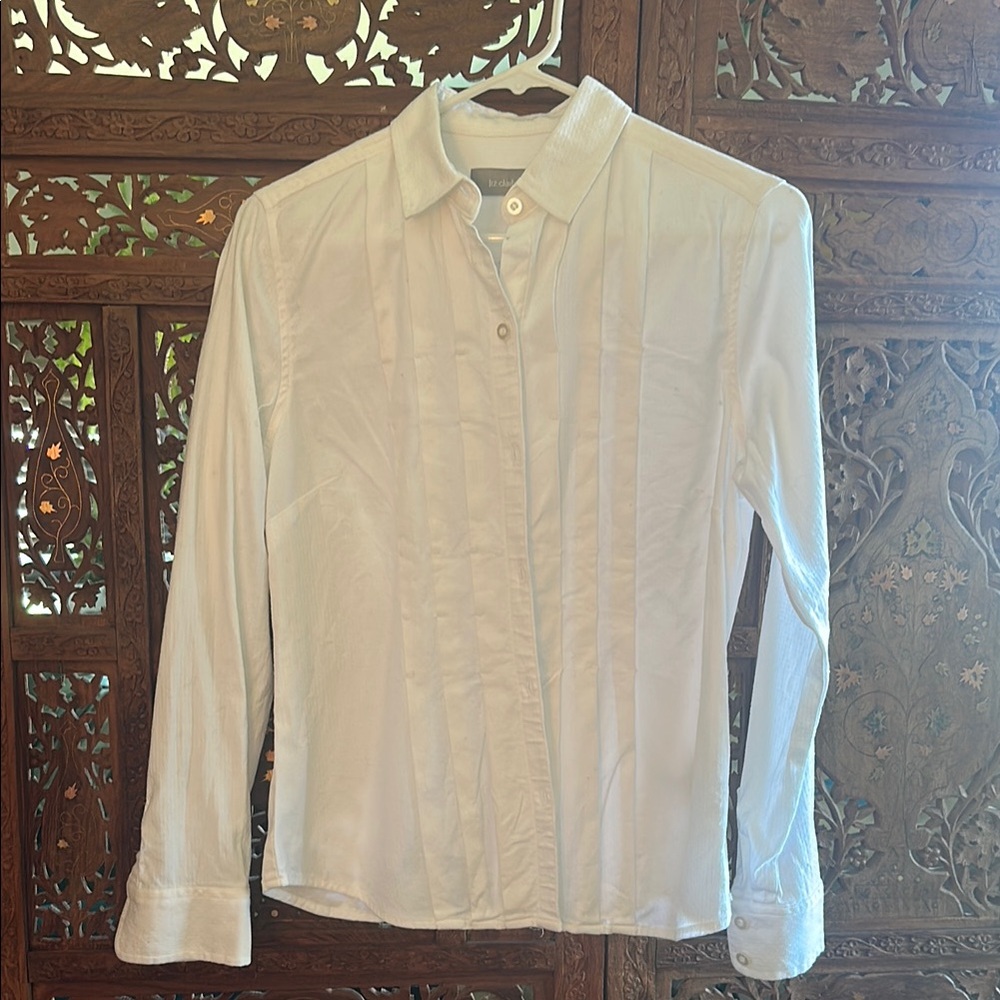 Liz Claiborne White Dress Shirt Classic Tailored Design